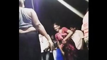 Village Tamil Koothi Xxx Videos Com - tamil village aunty pundai mudi desi porn watch